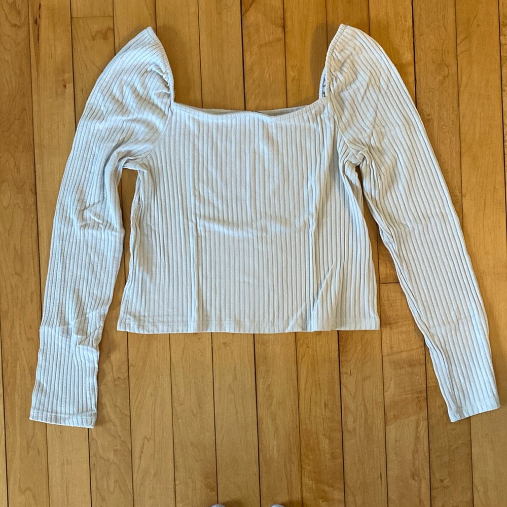 White top from Francesca’s. Off-white. Like new.